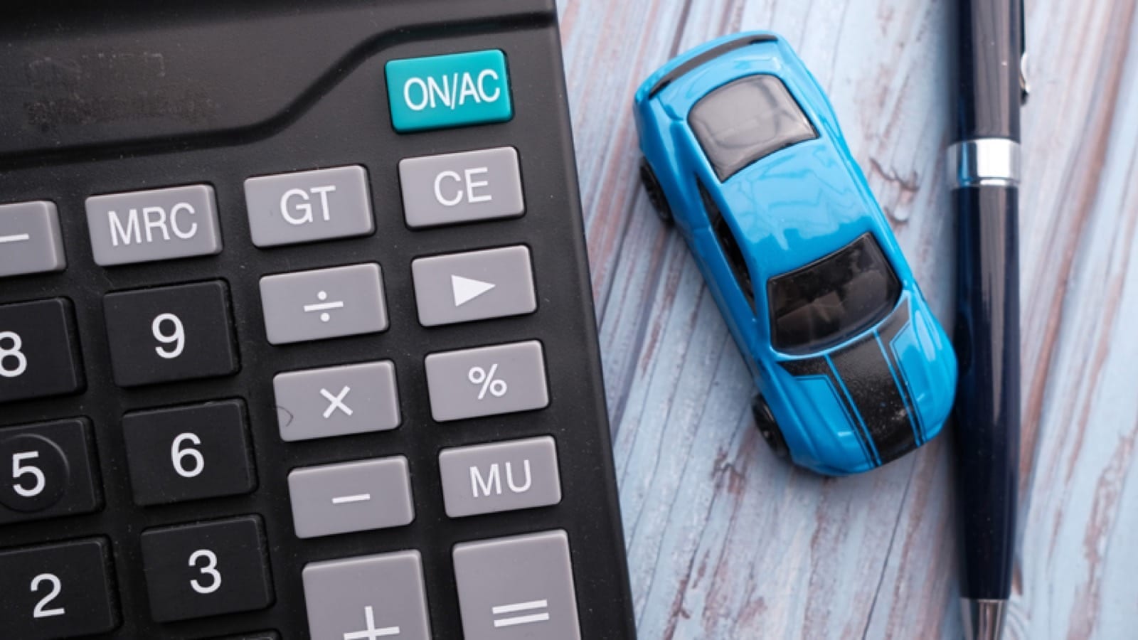 cheap-car-large car and calculator